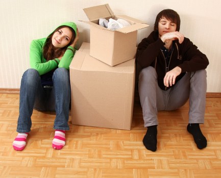 Local movers planning access and parking for a Croydon property