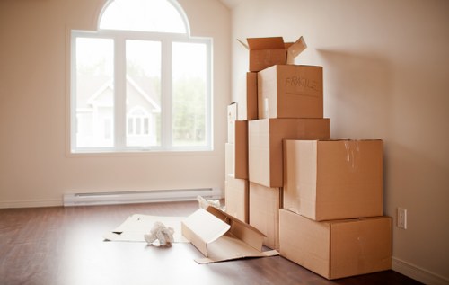 Packing and loading support for house removals in Croydon