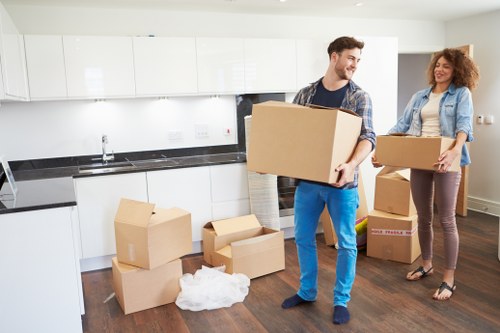 Local moving team handling access challenges in Croydon