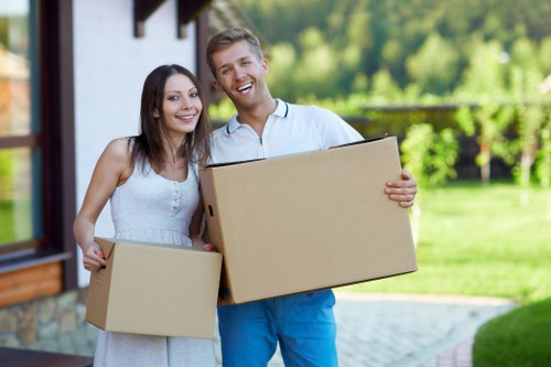Careful box labelling and wrapping during a local move